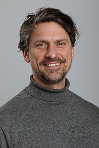 Portraitfoto von Lars Müller 